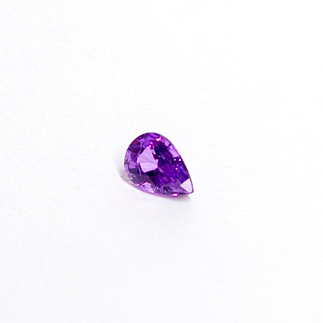 天然ラベンダーサファイア 0.540ct〈非加熱〉 ルース｜J.C.BAR