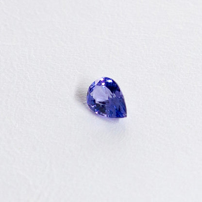 天然ラベンダーサファイア 0.560ct〈非加熱〉 ルース｜J.C.BAR