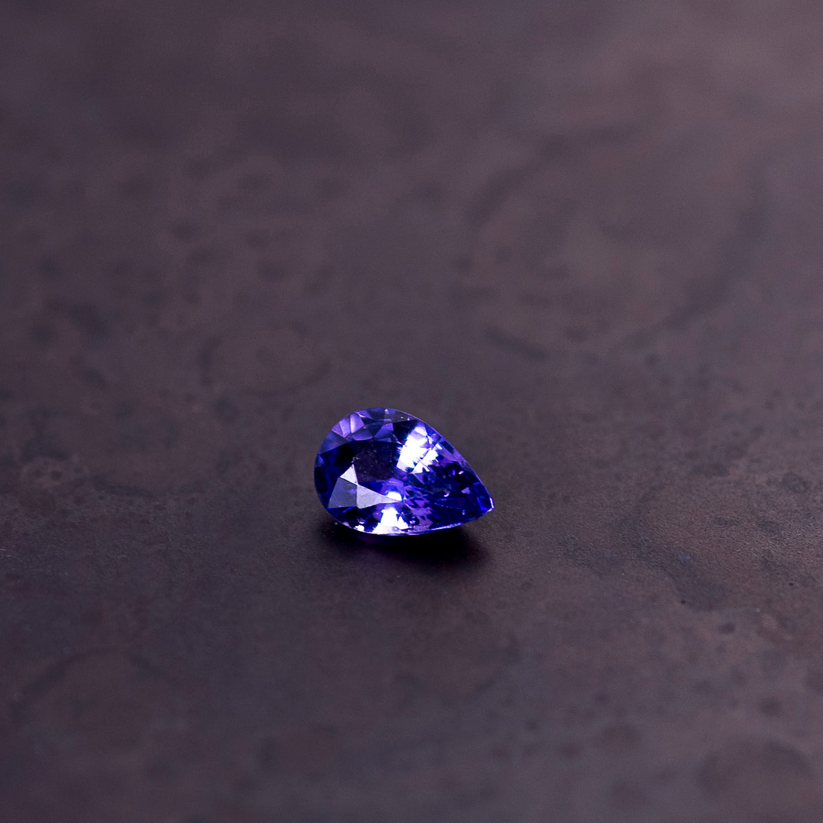 天然ラベンダーサファイア 0.430ct〈非加熱〉 ルース｜J.C.BAR