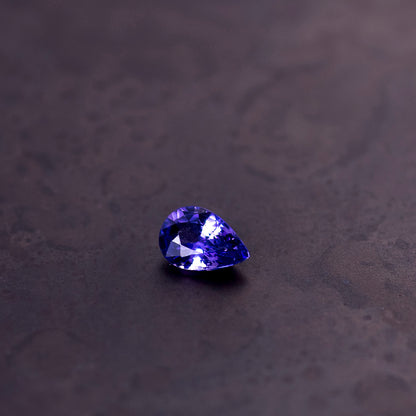 天然ラベンダーサファイア 0.430ct〈非加熱〉 ルース｜J.C.BAR