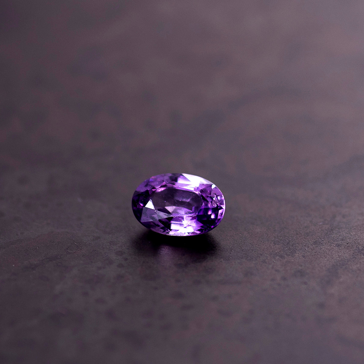 天然ラベンダーサファイア 0.640ct〈非加熱〉 ルース｜J.C.BAR