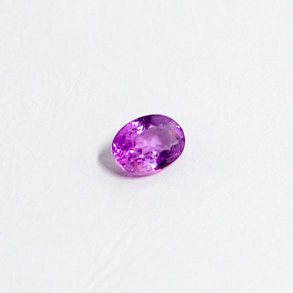 天然ラベンダーサファイア 0.640ct〈非加熱〉 ルース｜J.C.BAR