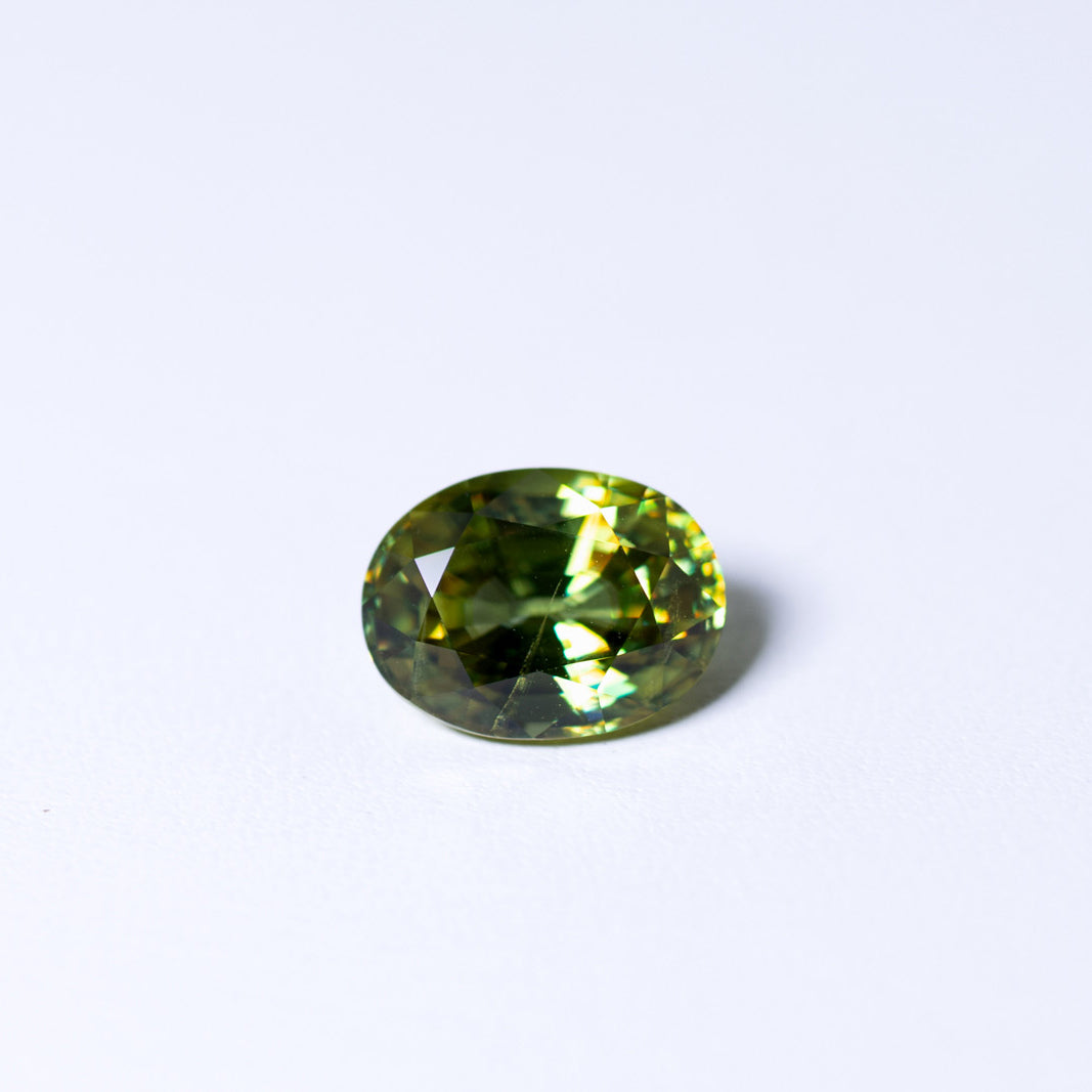 天然スフェーン 4.323ct