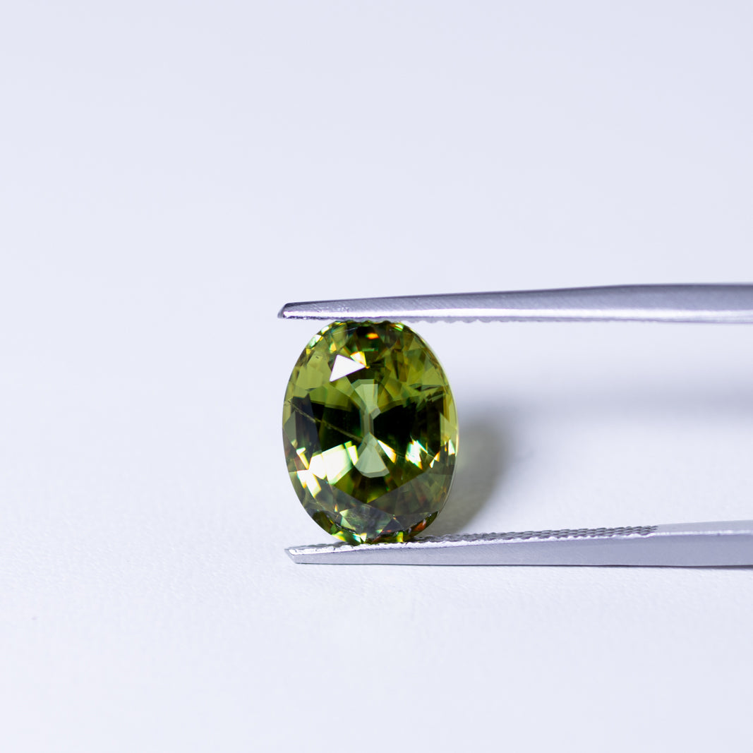 天然スフェーン 4.323ct