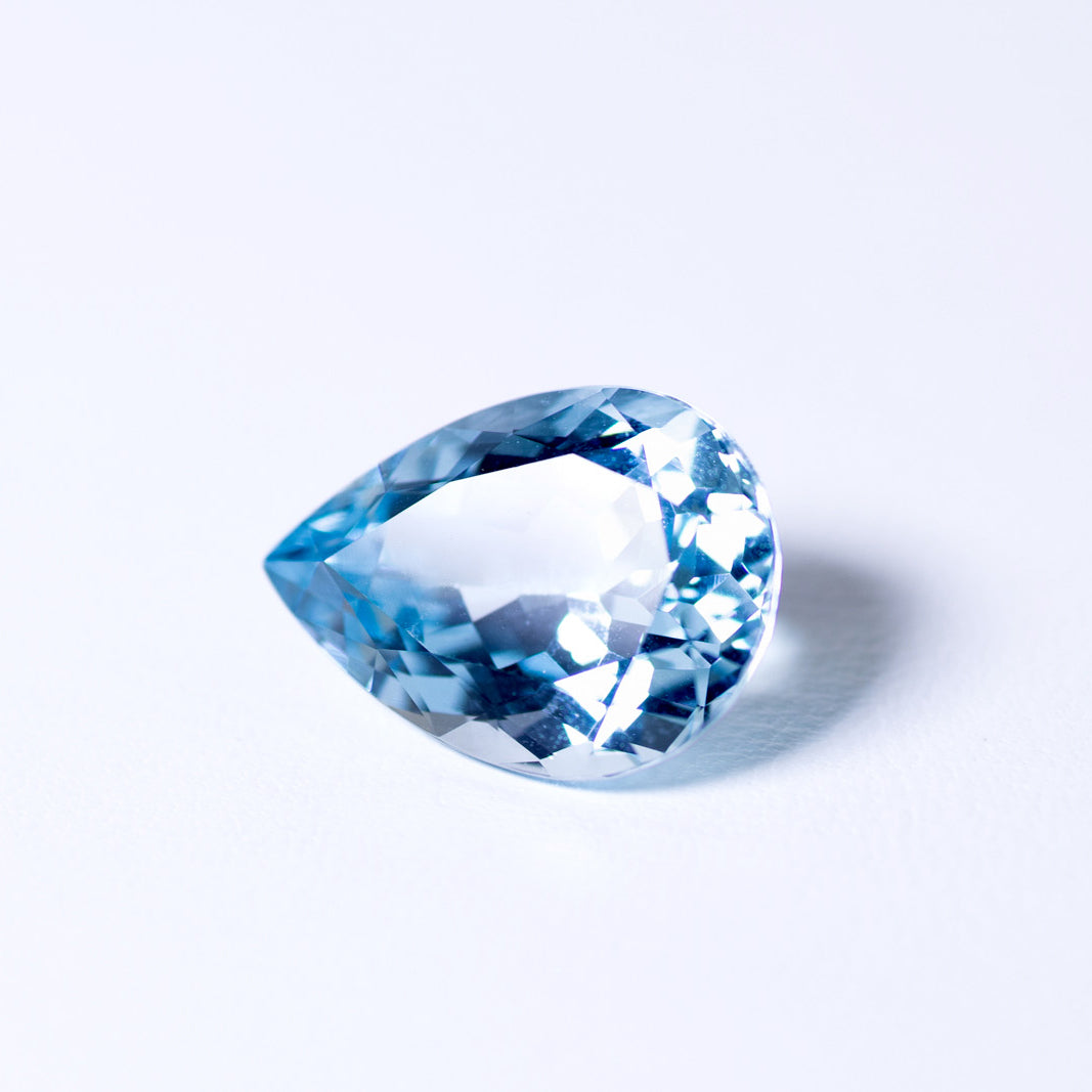 天然ブルートパーズ 10.998ct