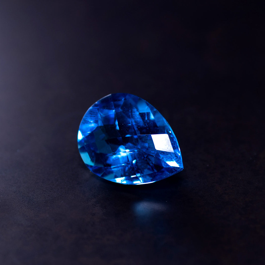 天然ブルートパーズ 21.183ct ルース｜J.C.BAR