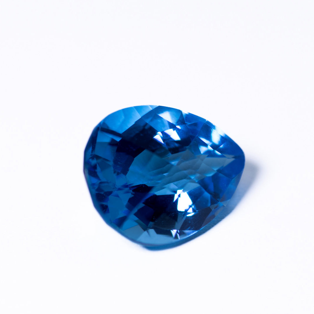 天然ブルートパーズ 21.183ct