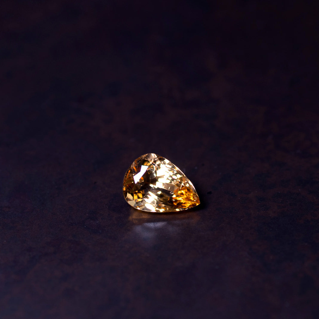 天然インペリアルトパーズ 2.251ct