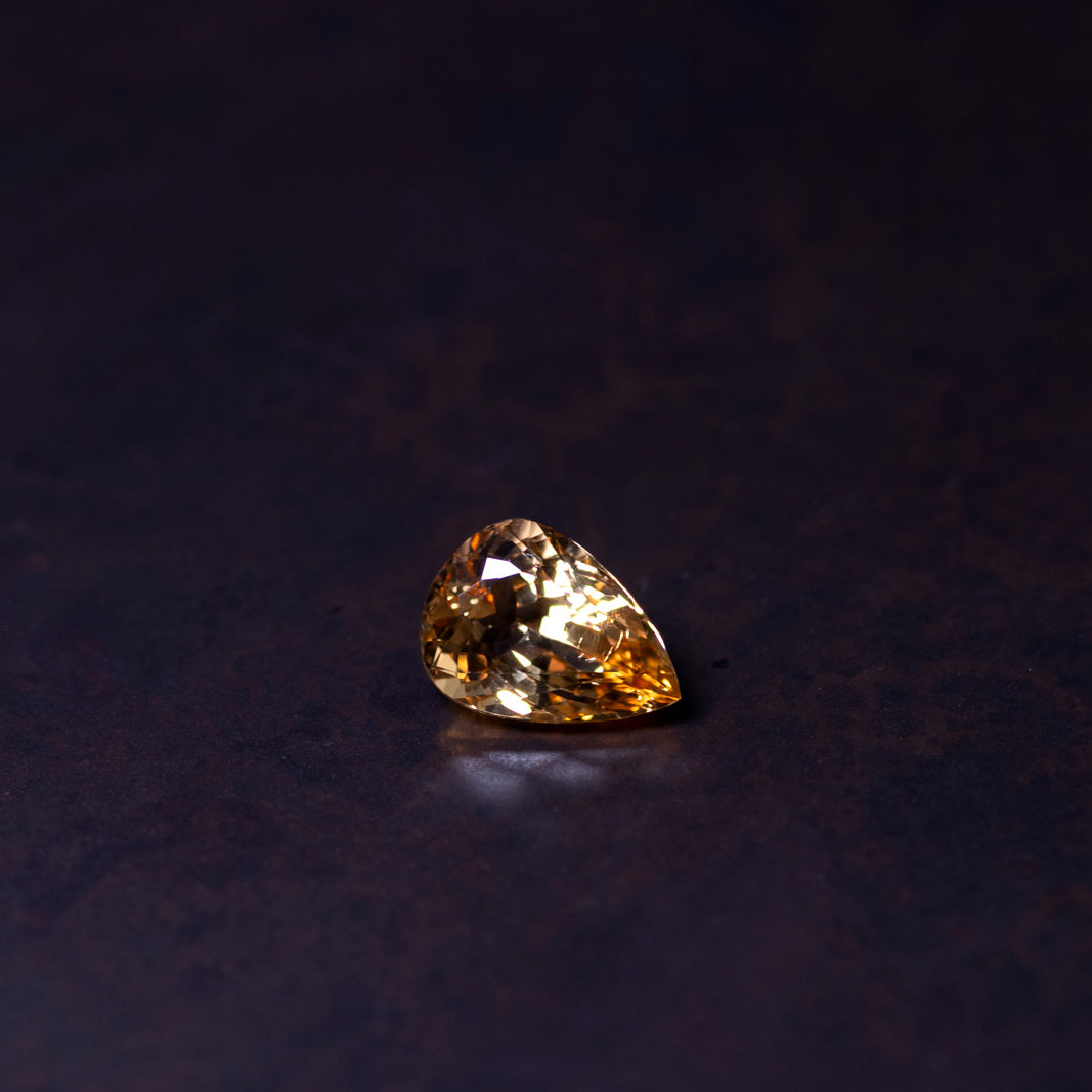 天然インペリアルトパーズ 2.251ct