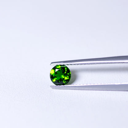 天然クロムダイオプサイド 0.505ct
