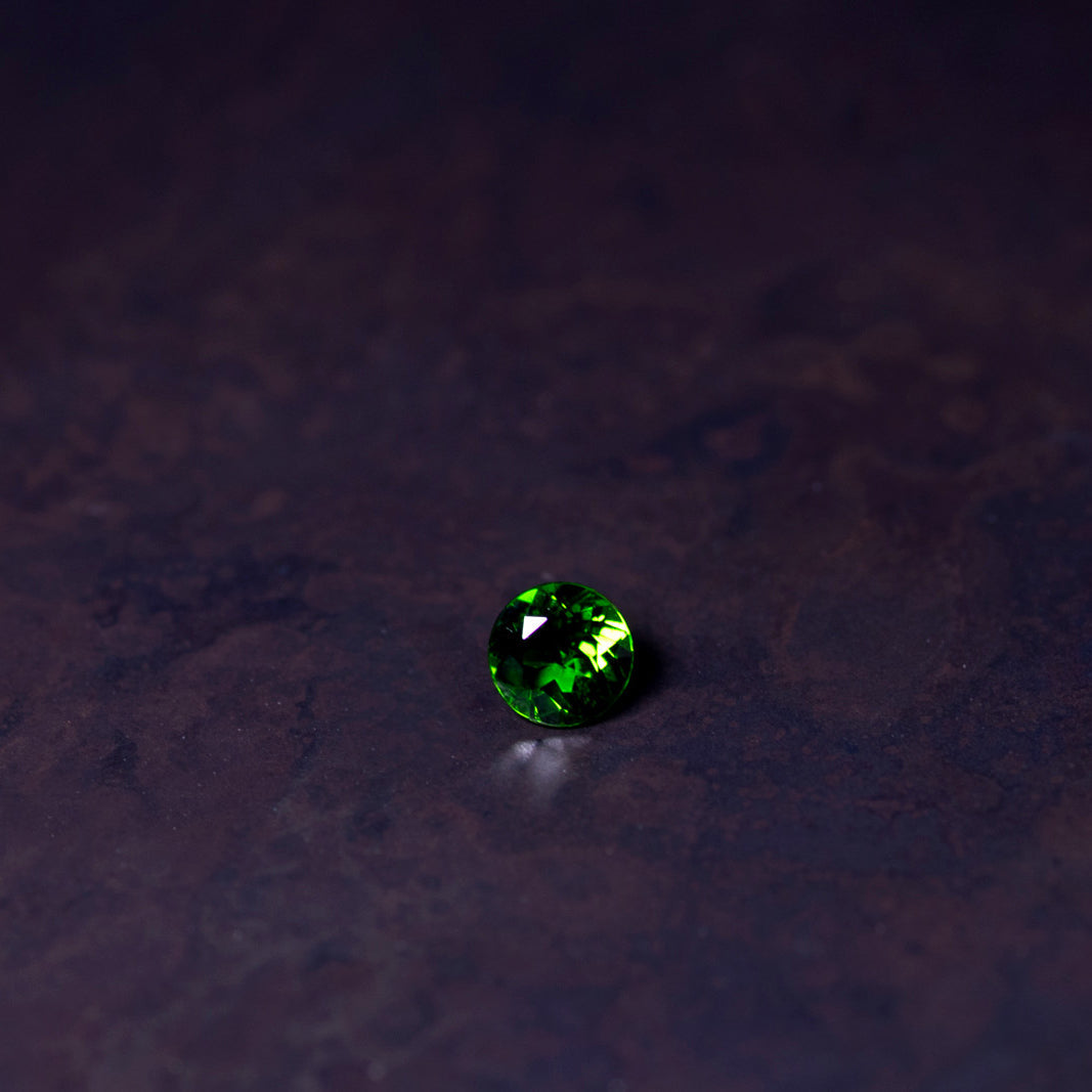 天然クロムダイオプサイド 0.505ct ルース｜J.C.BAR