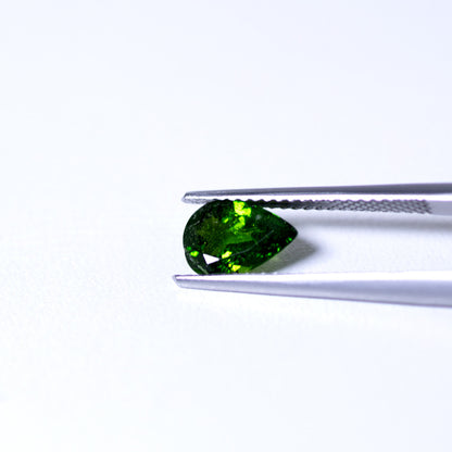天然クロムダイオプサイド 0.986ct