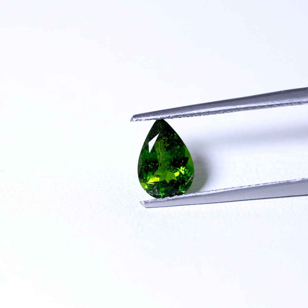 天然クロムダイオプサイド 0.986ct