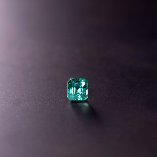 天然エメラルド 0.332ct コロンビア産 ノンオイル・ルース｜J.C.BAR