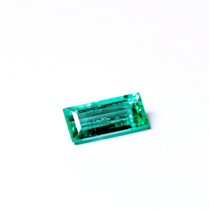 天然エメラルド 1.188ct コロンビア産 ノンオイル・ルース｜J.C.BAR