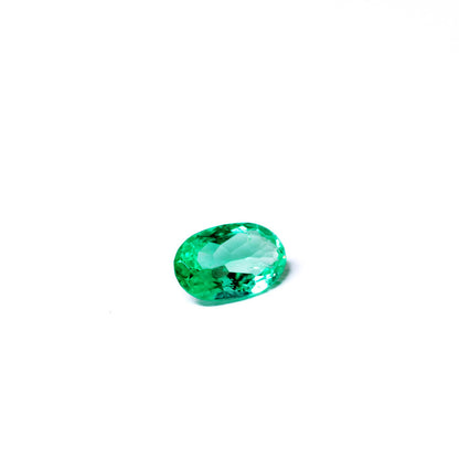 天然エメラルド 0.475ct コロンビア産 ノンオイル・ルース 撮影写真5｜J.C.BAR