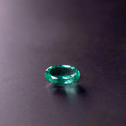 天然エメラルド 0.475ct コロンビア産 ノンオイル・ルース｜J.C.BAR