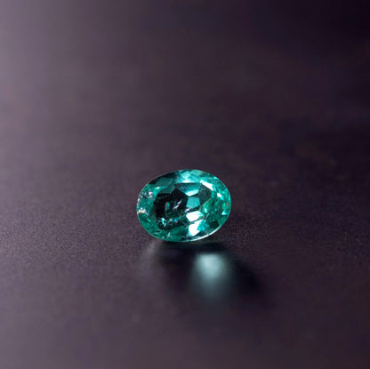 天然エメラルド 0.472ct コロンビア産 ノンオイル・ルース｜J.C.BAR