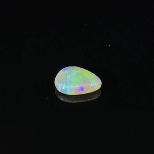 天然ブラックオパール 0.94ct