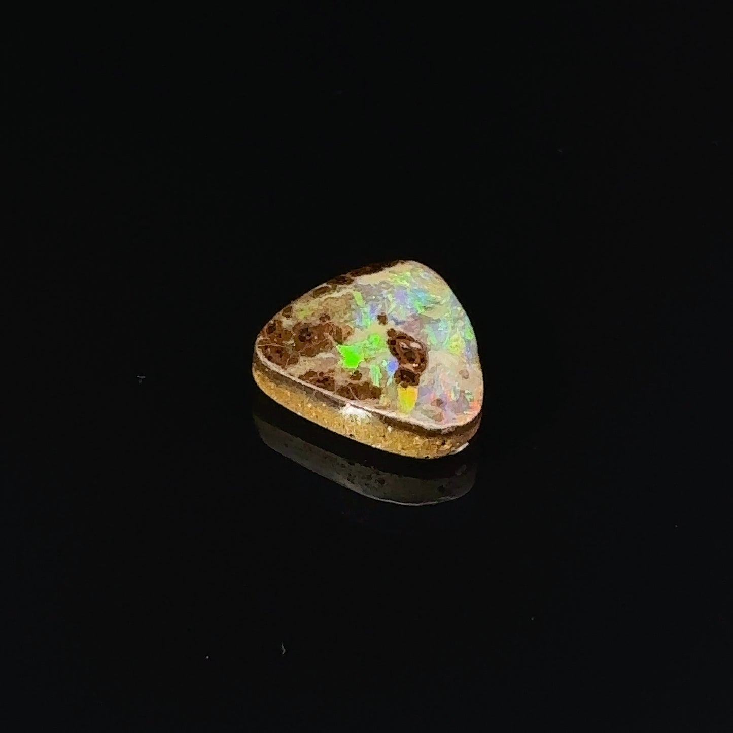 天然ボルダーオパール 3.20ct