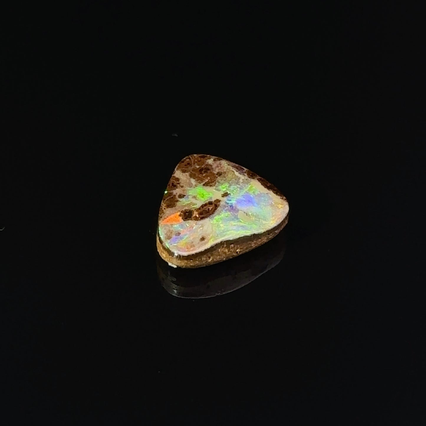 天然ボルダーオパール 3.20ct