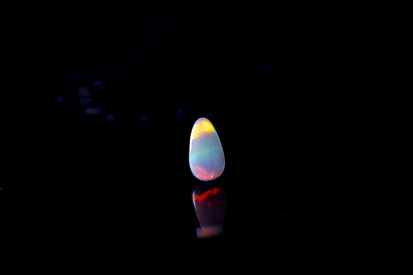 天然オパール 0.790ct〈セミブラック〉｜品番1073825｜画像4
