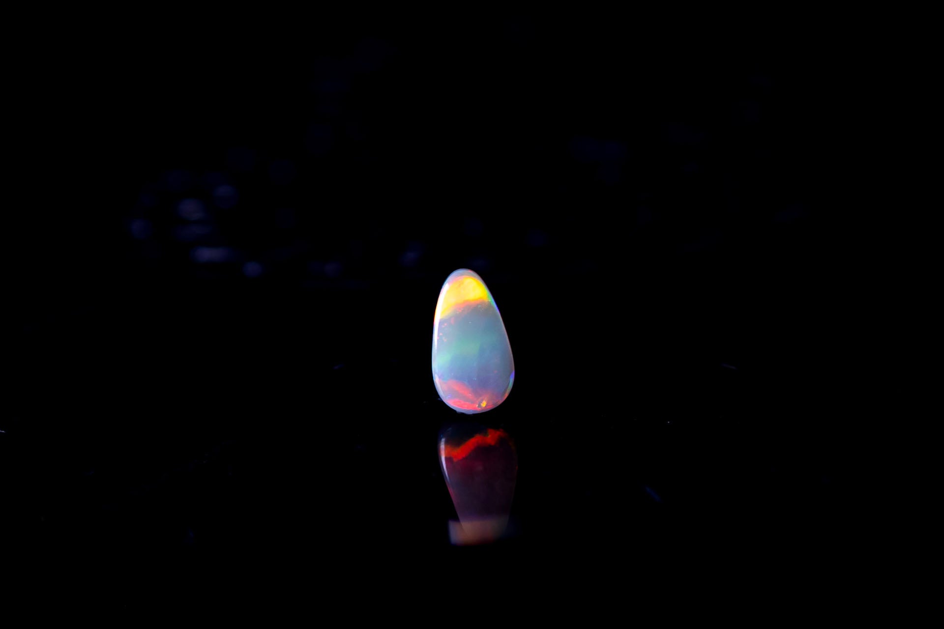 天然オパール 0.790ct〈セミブラック〉｜品番1073825｜画像4