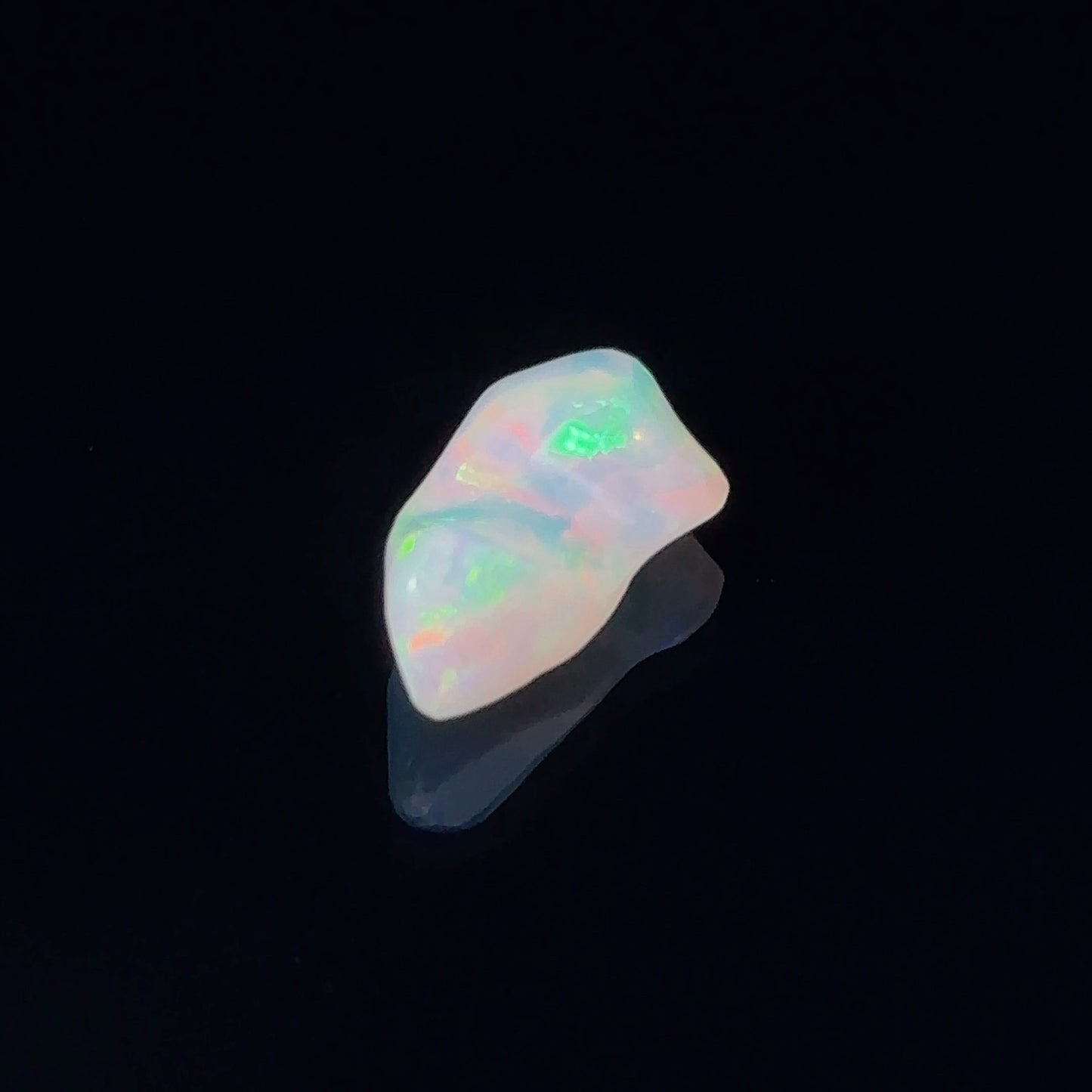 天然エチオピアオパール 3.01ct