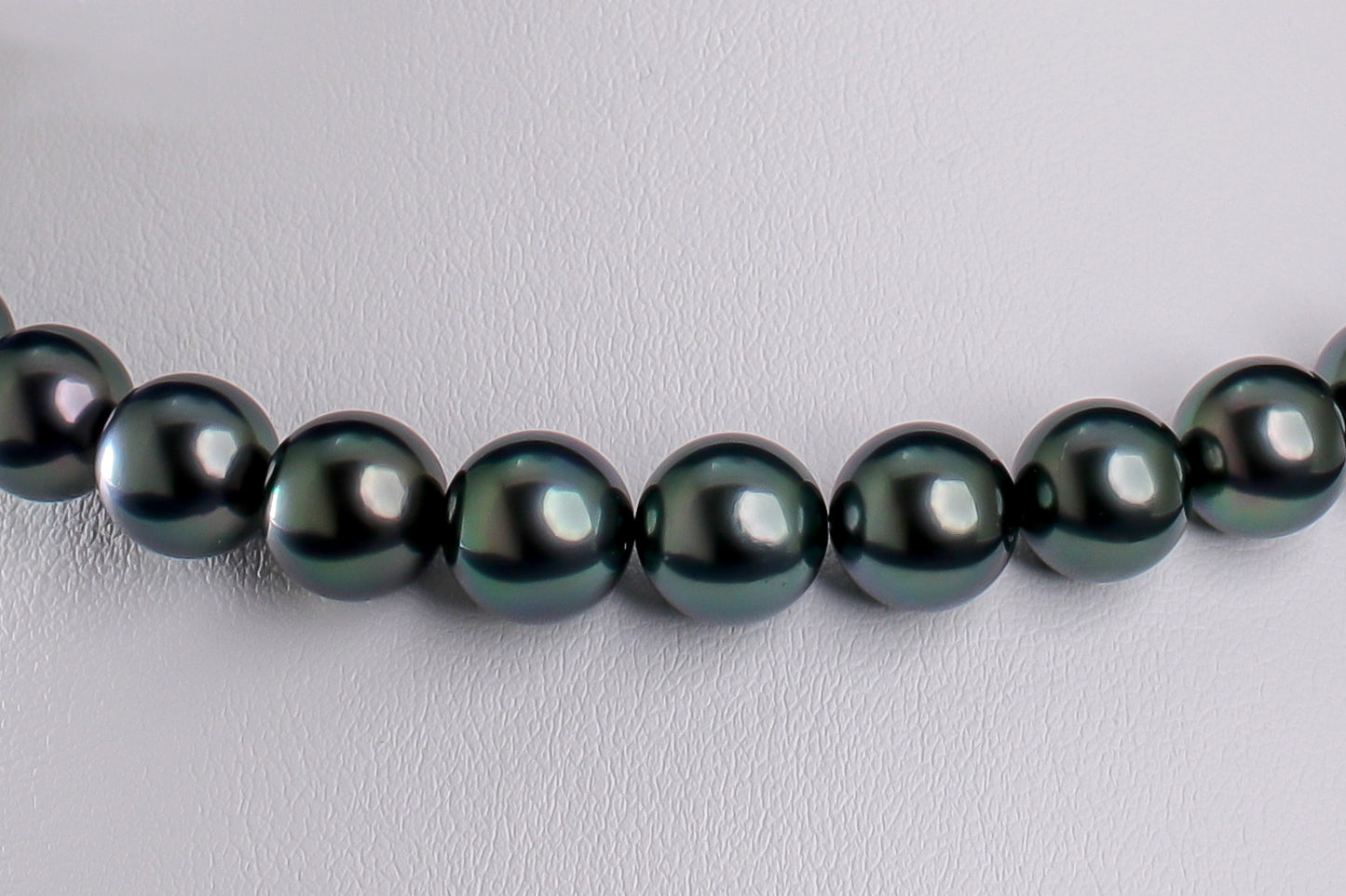 タヒチパール（黒蝶真珠）ネックレス 8.0-10.5mm