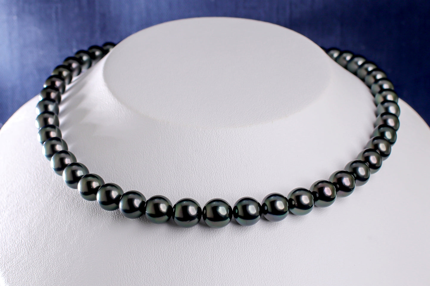 タヒチパール（黒蝶真珠）ネックレス 7.9-10.0mm