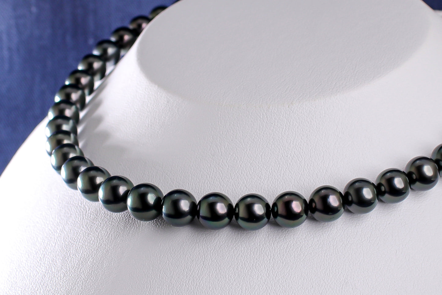 タヒチパール（黒蝶真珠）ネックレス 7.9-10.0mm