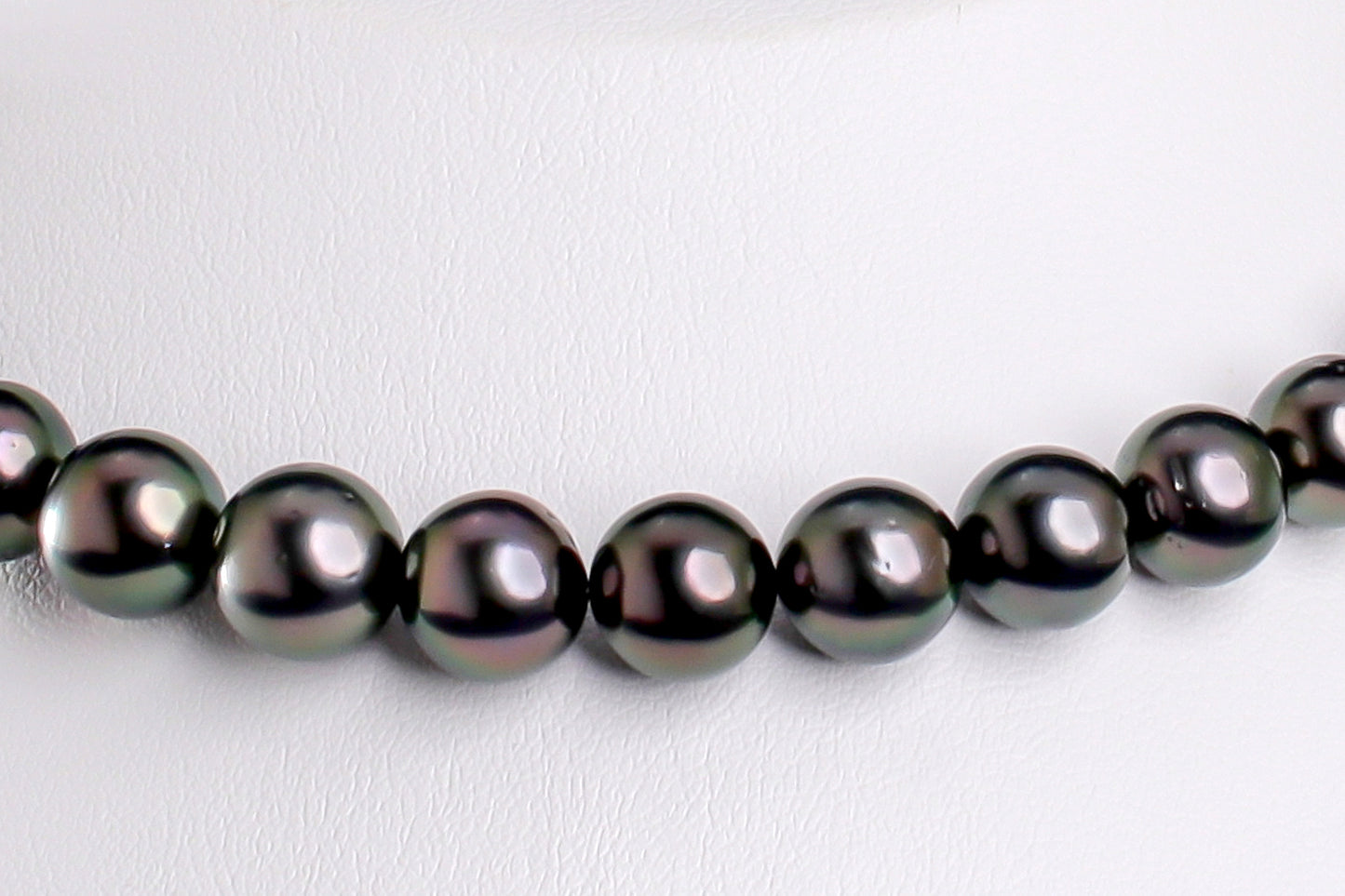 タヒチパール（黒蝶真珠）ネックレス 7.7-10.1mm