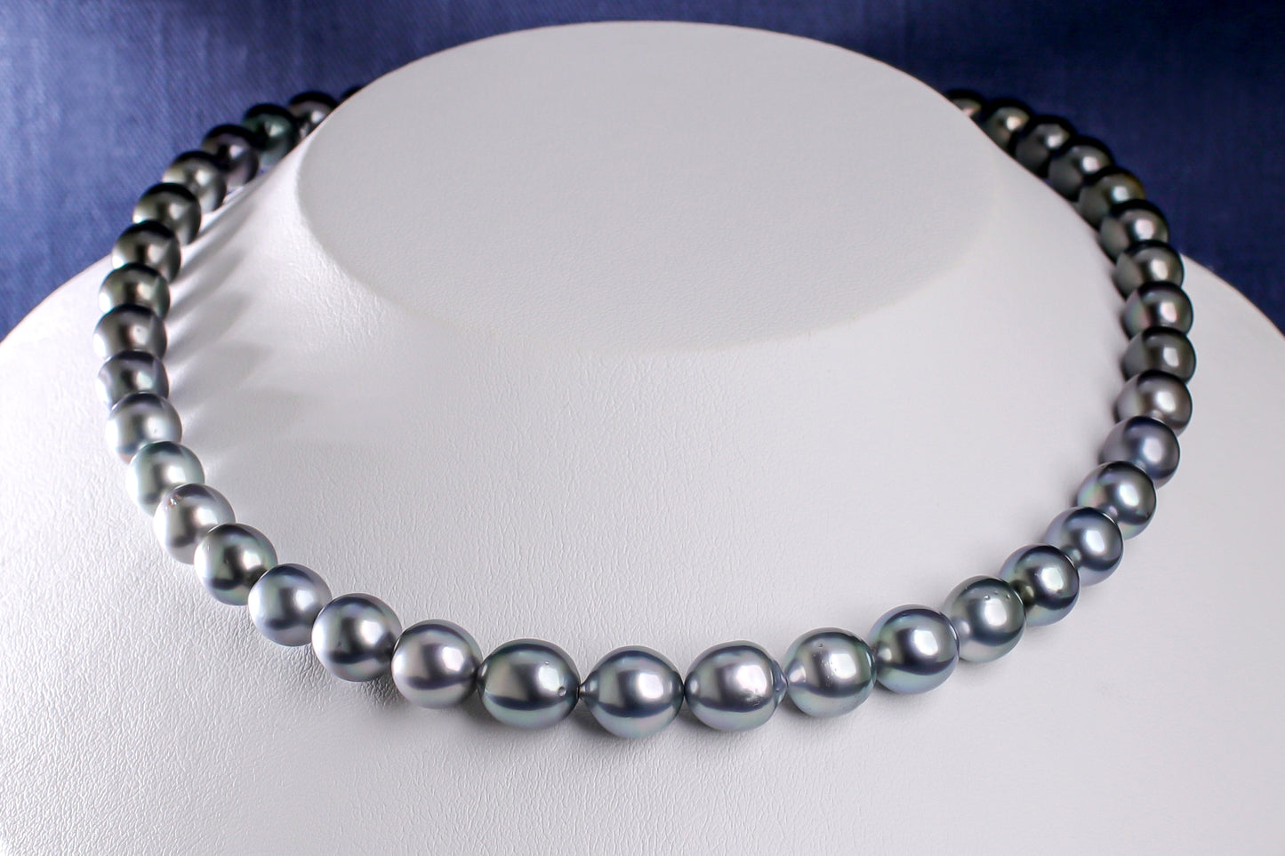 タヒチパール（黒蝶真珠）ネックレス 8.0-10.0mm